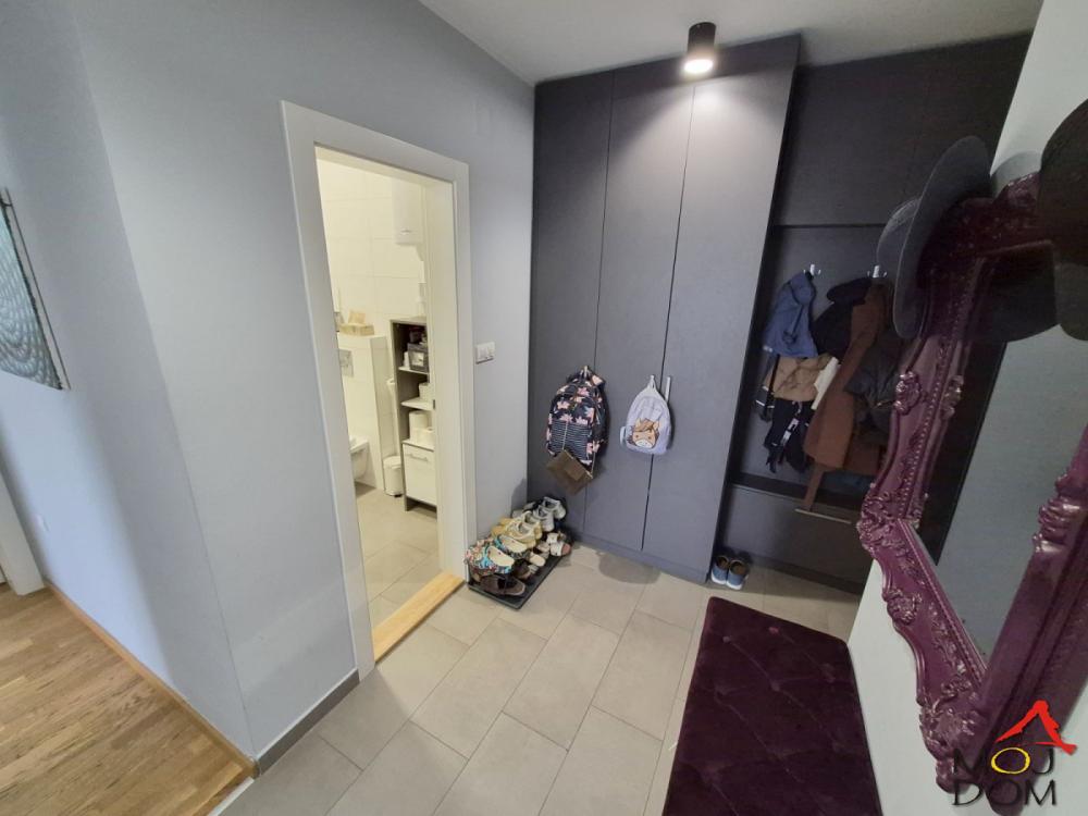 Slika 6 - Stan,NOVI SAD,SOMBORSKI BULEVAR,kv: 60, € 173000, ID: 1032359
