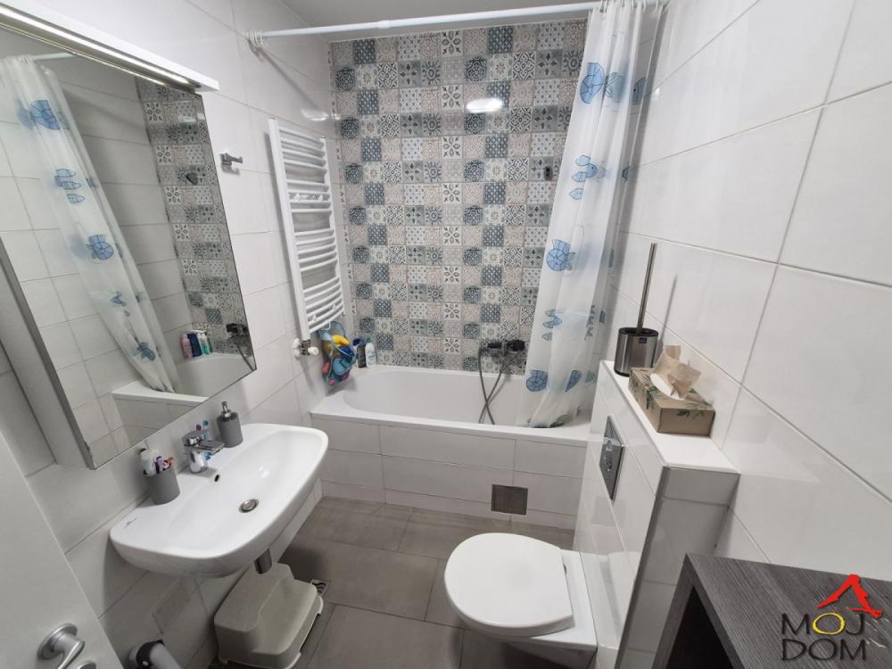Slika 10 - Stan,NOVI SAD,SOMBORSKI BULEVAR,kv: 60, € 173000, ID: 1032359