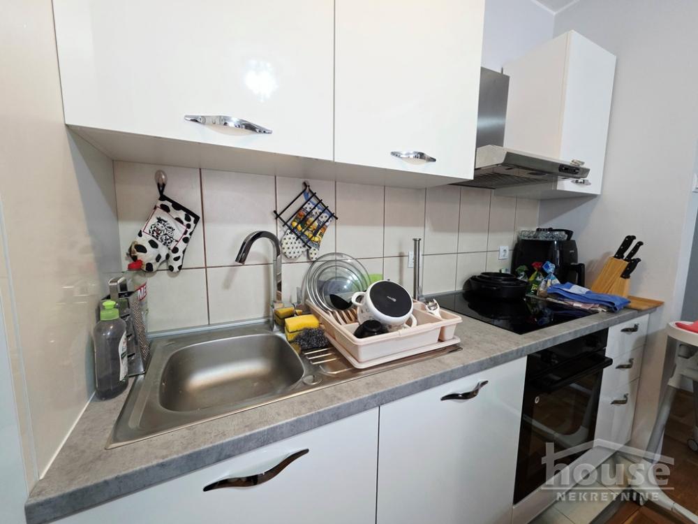 Slika 4 - Stan,NOVI SAD,GRBAVICA,kv: 44.00, € 150000, ID: 1065826