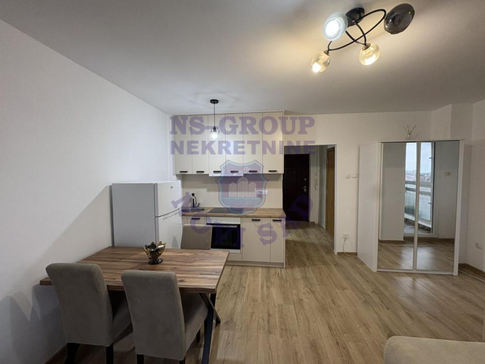 Slika 4 - Jednoiposoban, 36m2, Bistrica Novi Sad, ima lift
