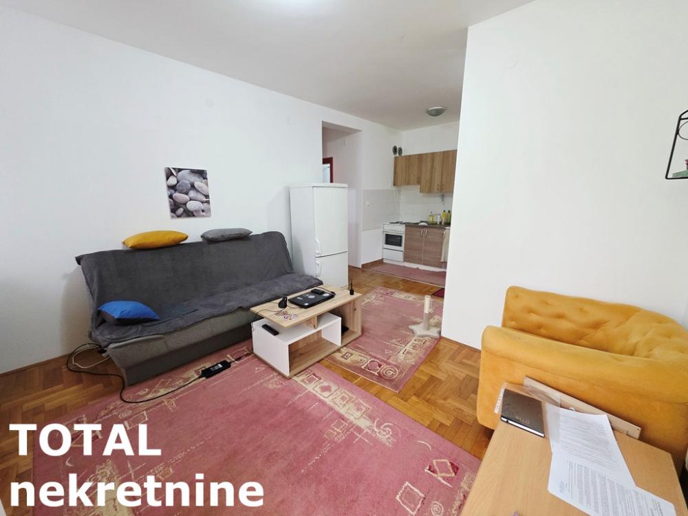 Slika 1 - Stan,NOVI SAD,GRBAVICA,kv: 44.00, € 155000, ID: 1102738