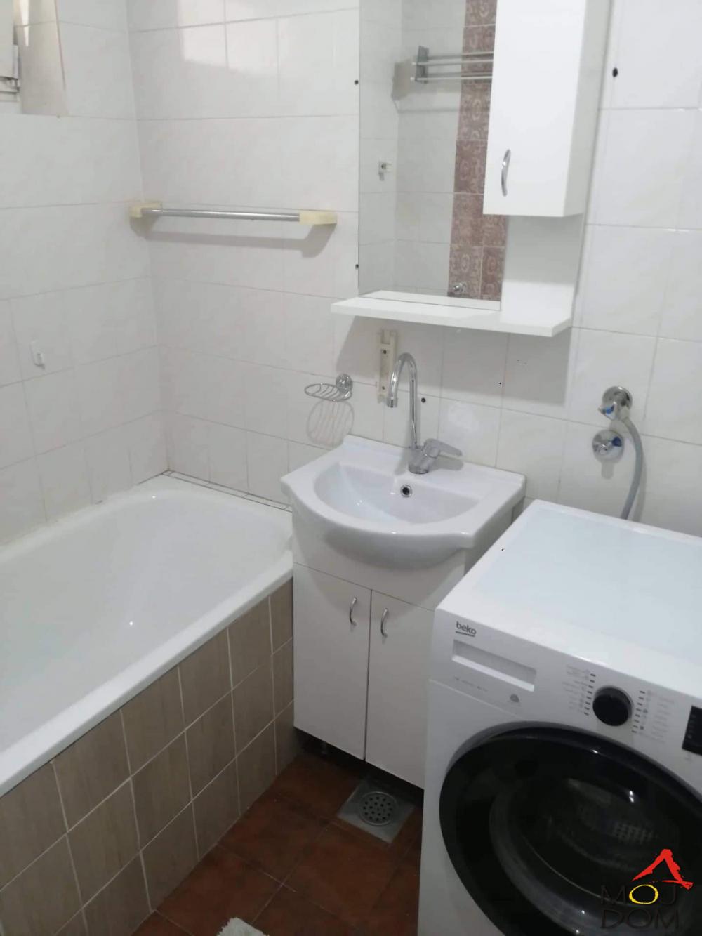 Slika 7 - Stan,NOVI SAD,SAVINA,kv: 38, € 97850, ID: 1032363