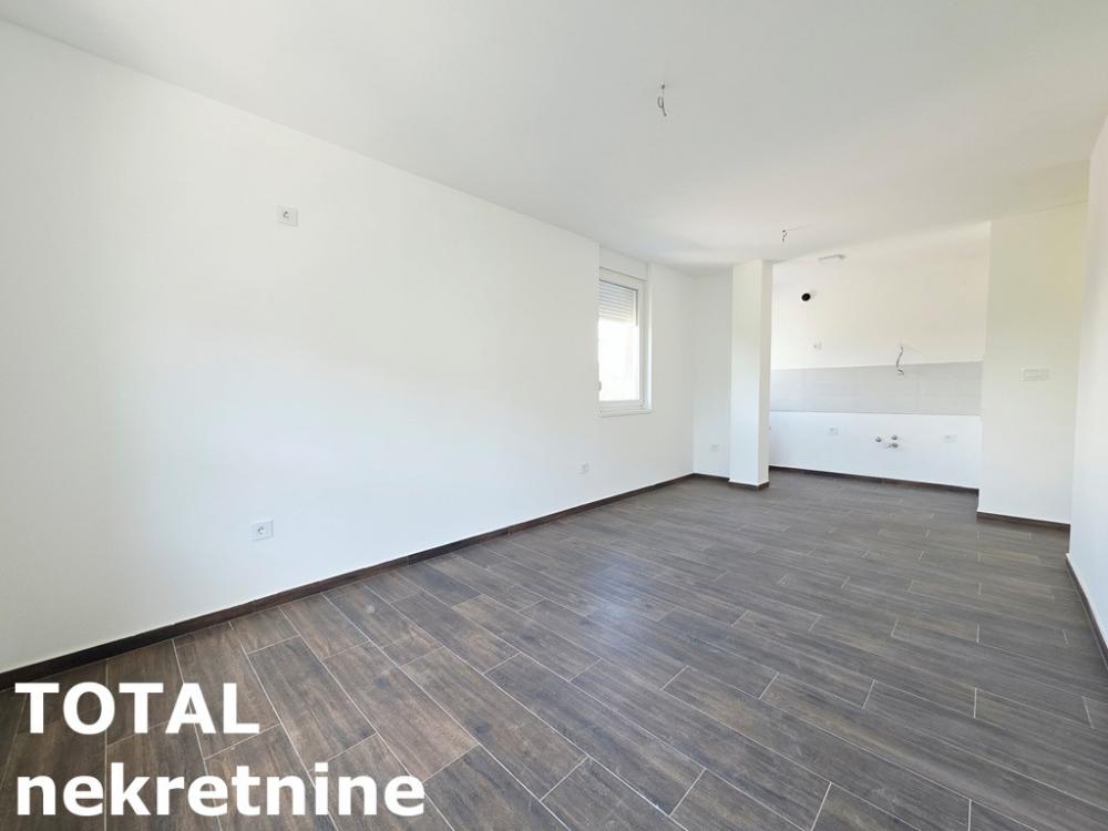 Slika 3 - Stan,NOVI SAD,TELEP,kv: 56.00, € 163240, ID: 1102735