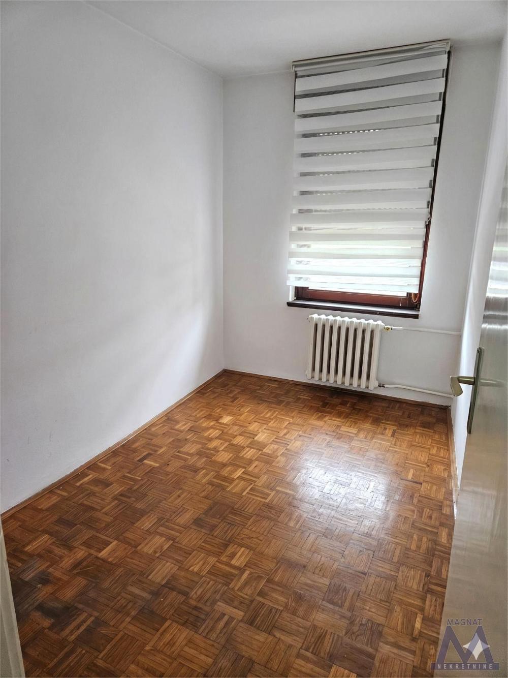 Slika 3 - Stan,NOVI SAD,SAJAM,kv: 58, € 152000, ID: 1019388