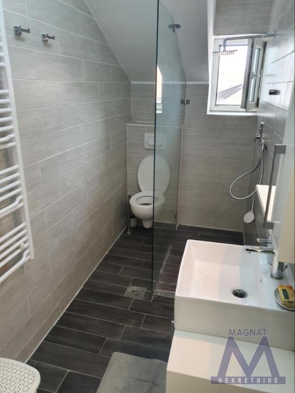 Slika 6 - Stan,NOVI SAD,CENTAR,kv: 40, € 118450, ID: 1019387