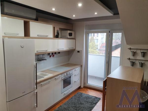 Slika 1 - Stan,NOVI SAD,CENTAR,kv: 40, € 118450, ID: 1019387