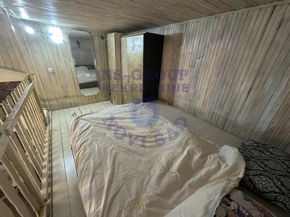 Slika 3 - Jednoiposoban, 35m2, Novi Sad centar Novi Sad