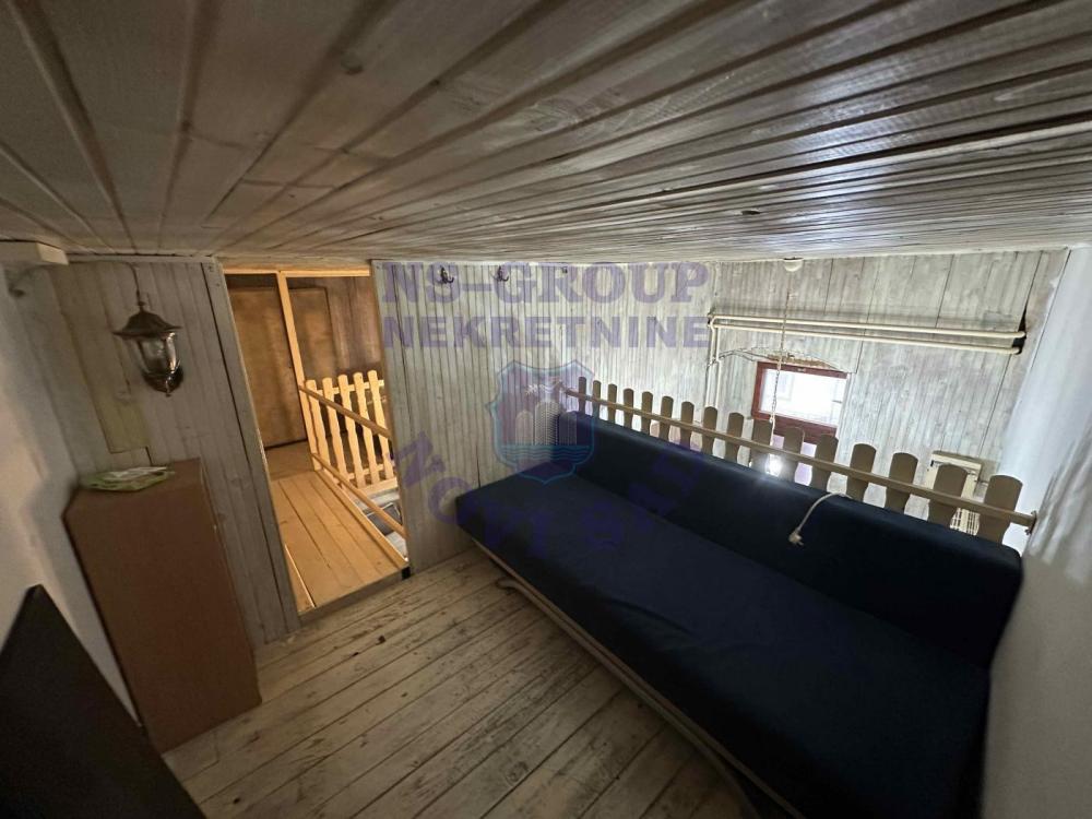 Slika 5 - Jednoiposoban, 35m2, Novi Sad centar Novi Sad
