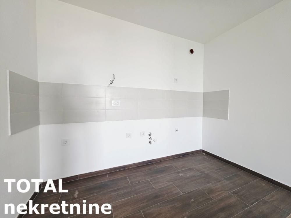 Slika 3 - Stan,NOVI SAD,TELEP,kv: 62.00, € 180730, ID: 1102734