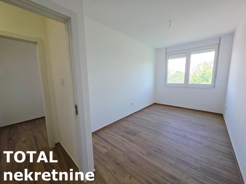 Slika 4 - Stan,NOVI SAD,TELEP,kv: 62.00, € 180730, ID: 1102734