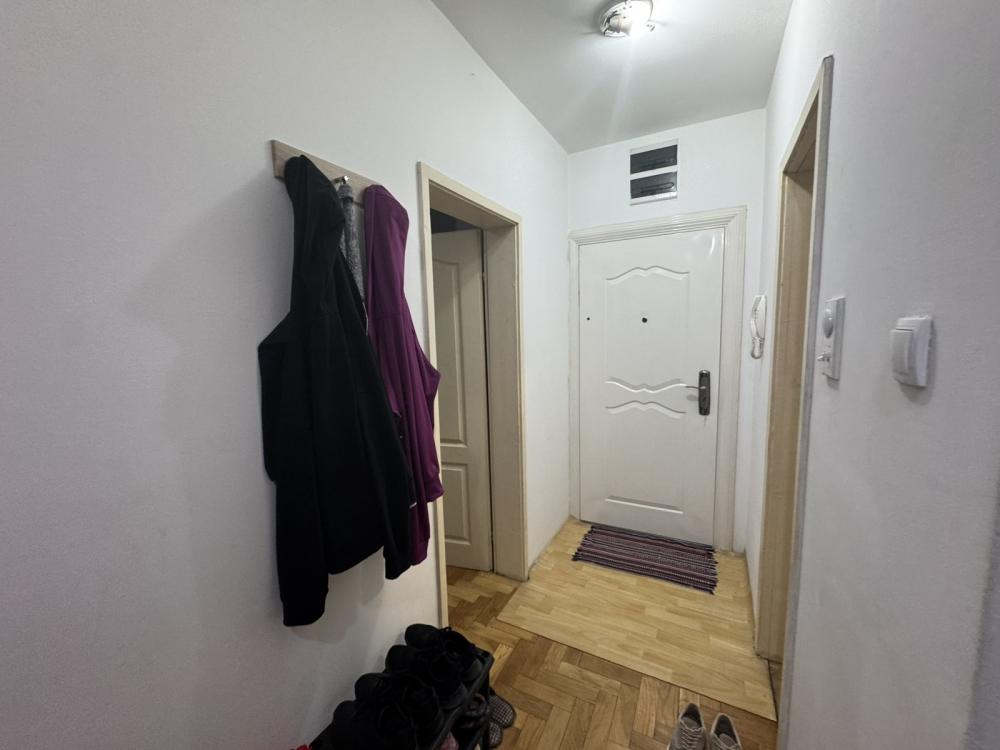 Slika 2 - Odličan jednosoban stan na Bulevaru Oslobodjenja - 572548