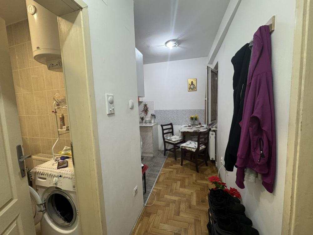 Slika 5 - Odličan jednosoban stan na Bulevaru Oslobodjenja - 572548