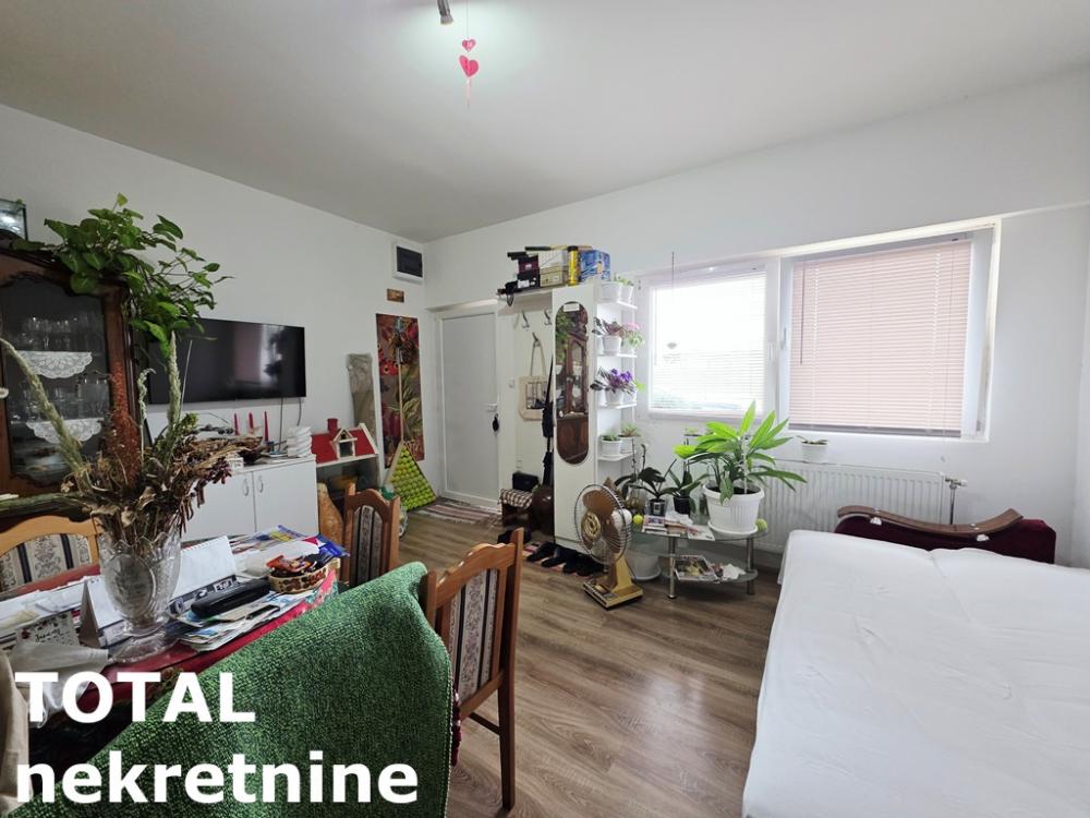 Slika 1 - Stan,NOVI SAD,ADICE,kv: 27.00, € 48000, ID: 1102674