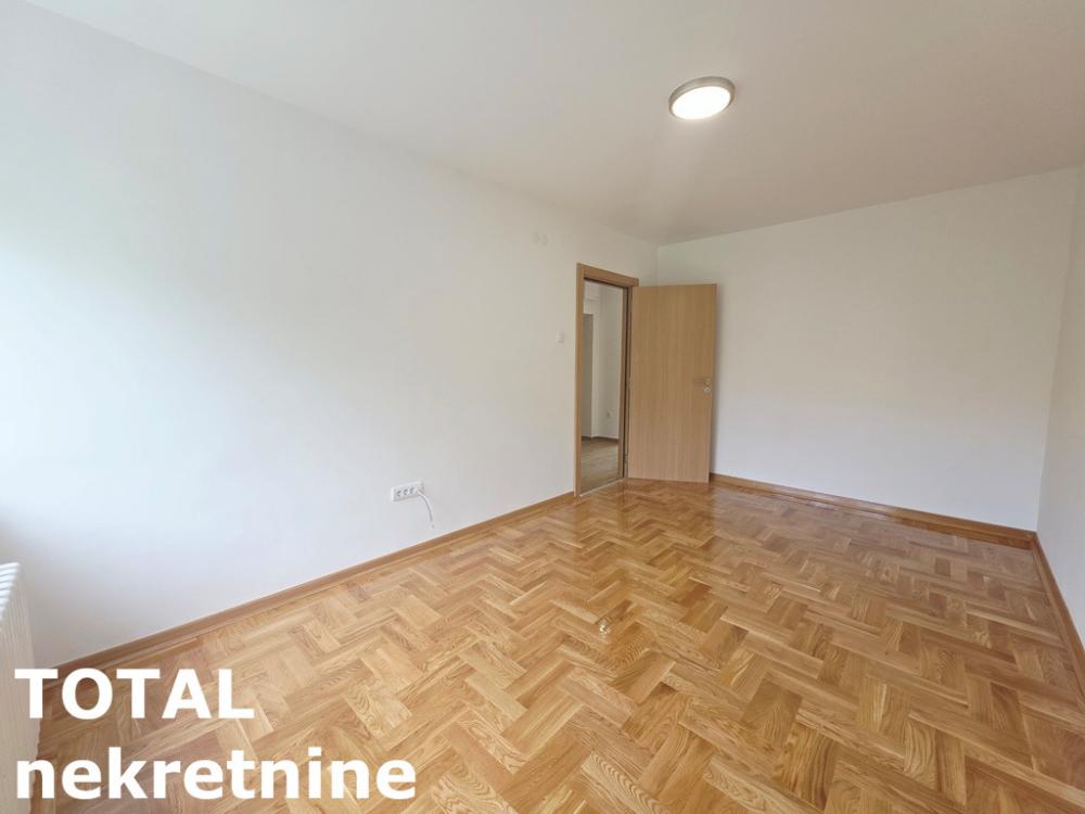 Slika 6 - Stan,NOVI SAD,GRBAVICA,kv: 49.00, € 154900, ID: 1102728