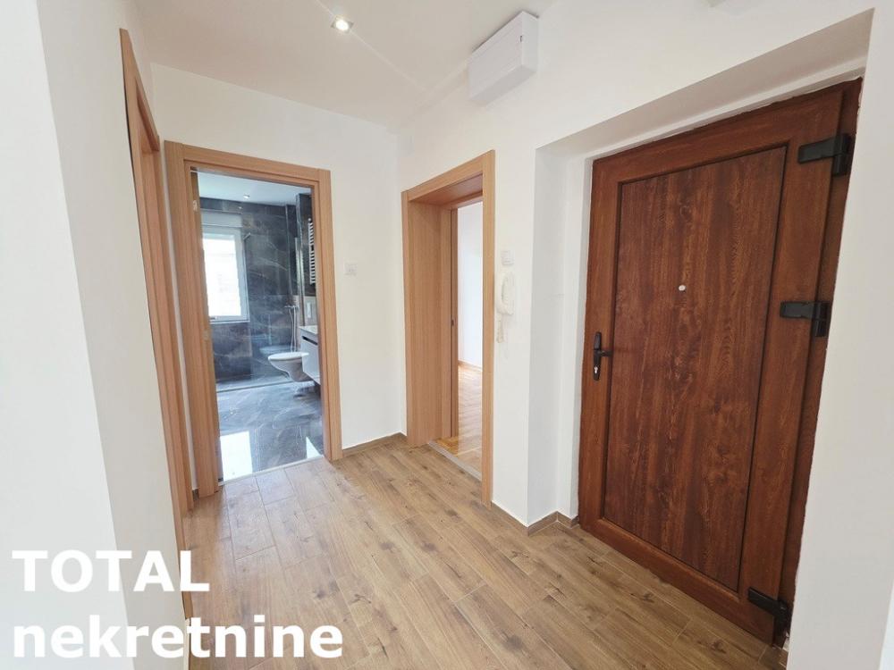 Slika 11 - Stan,NOVI SAD,GRBAVICA,kv: 49.00, € 154900, ID: 1102728