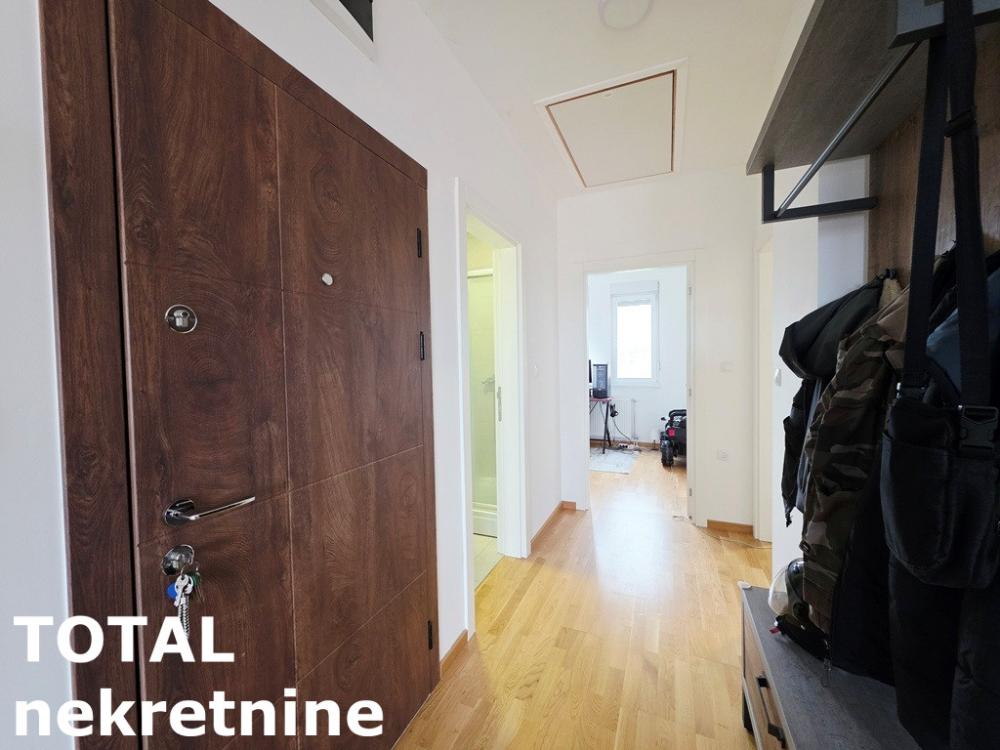 Slika 11 - Stan,NOVI SAD,KLISA,kv: 62.00, € 154000, ID: 1102722