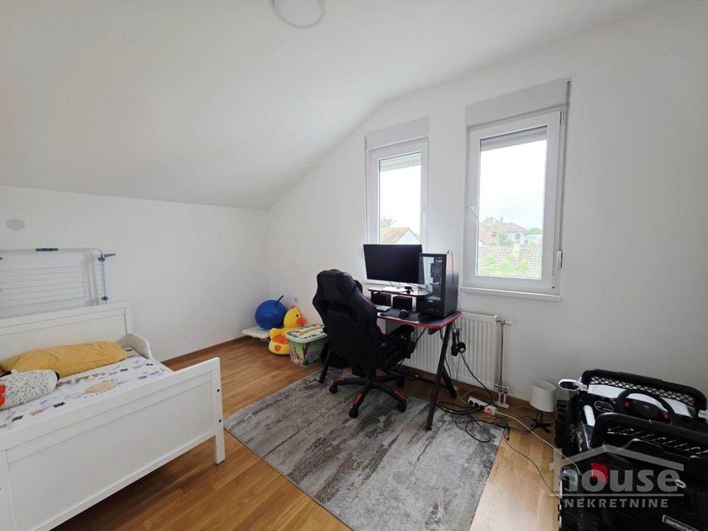 Slika 5 - Stan,NOVI SAD,KLISA,kv: 62.00, € 154000, ID: 1065876