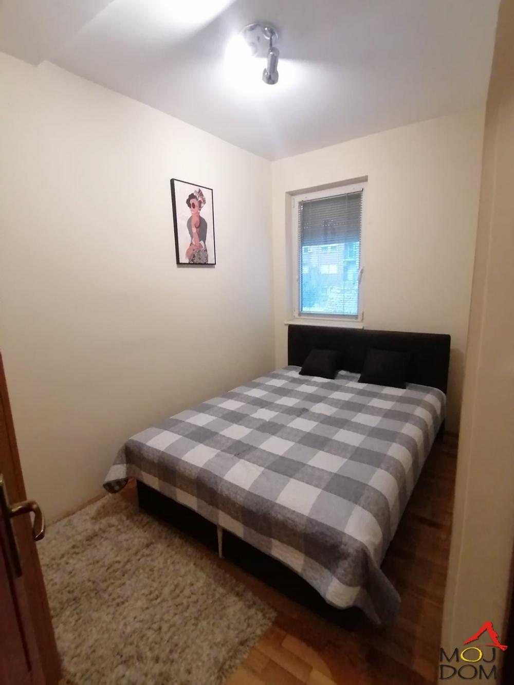 Slika 7 - Stan,NOVI SAD,BULEVAR,kv: 47, € 162700, ID: 1030017