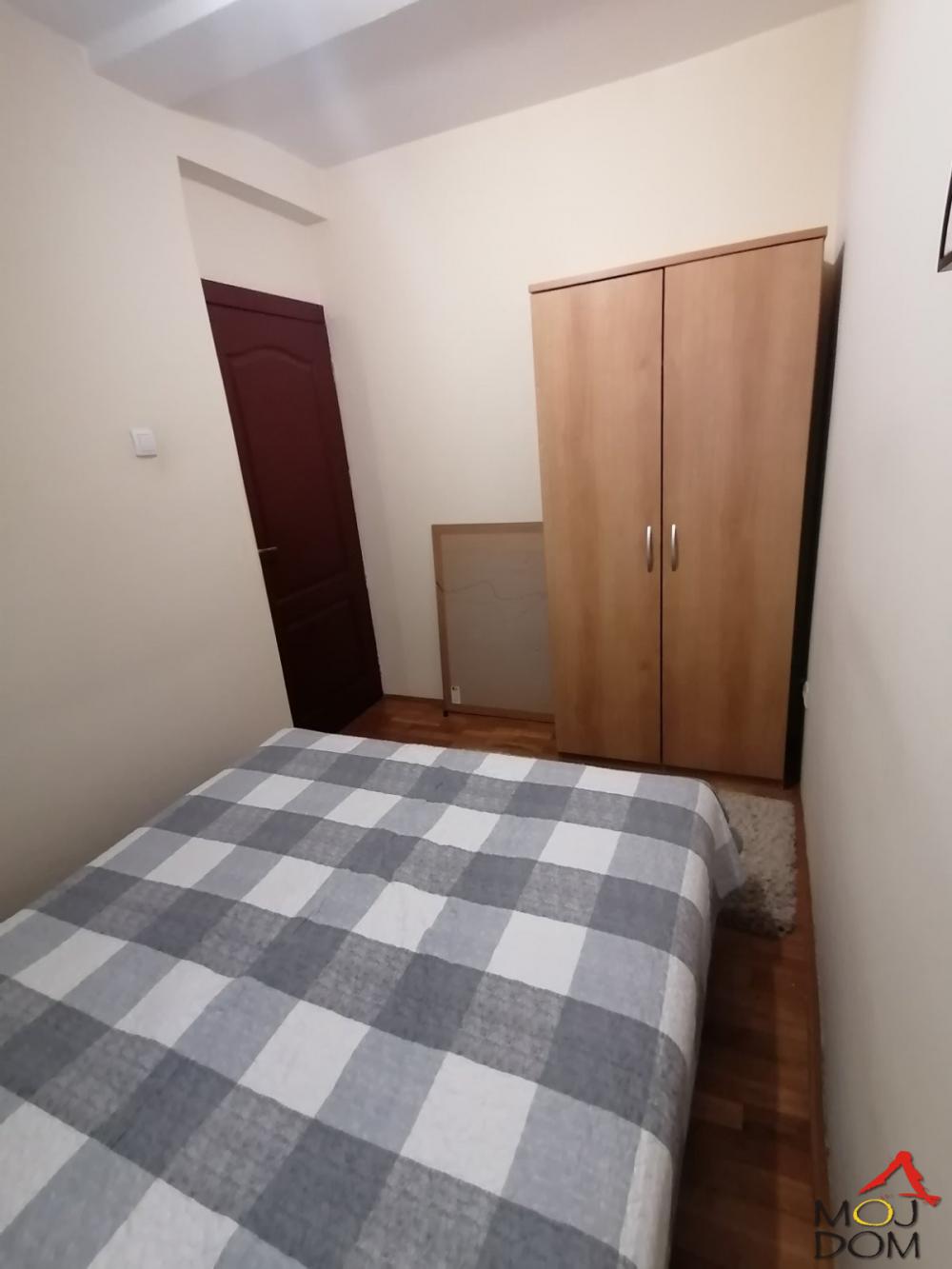 Slika 8 - Stan,NOVI SAD,BULEVAR,kv: 47, € 162700, ID: 1030017