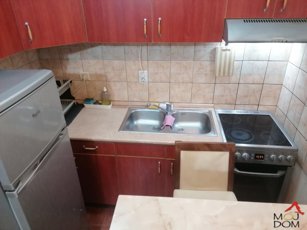 Slika 6 - Stan,NOVI SAD,BULEVAR,kv: 47, € 162700, ID: 1030017