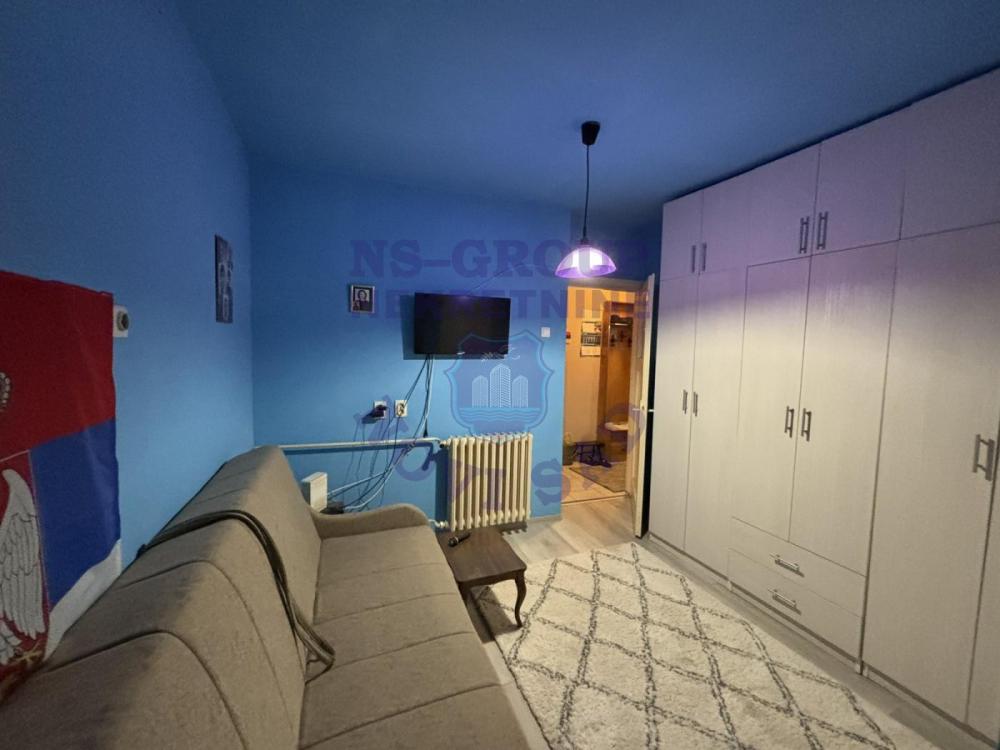 Slika 5 - Jednoiposoban, 33m2, Novo naselje Novi Sad