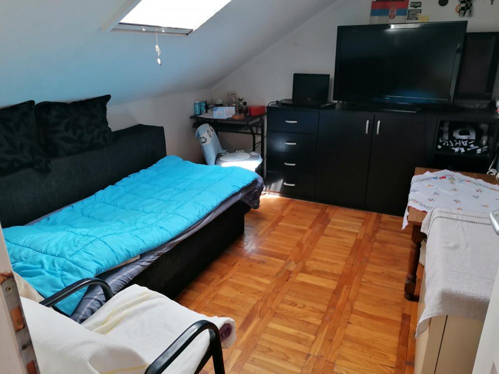 Slika 1 - Dvosoban, 39m2, Petrovaradin Novi Sad, ima lift