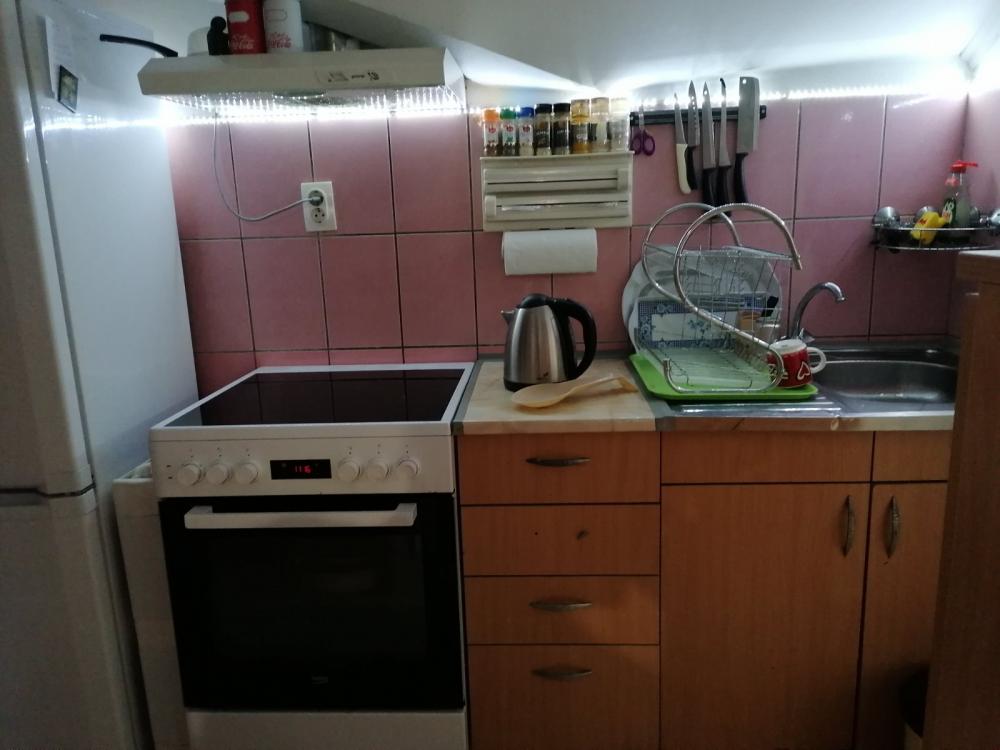 Slika 3 - Dvosoban, 39m2, Petrovaradin Novi Sad, ima lift