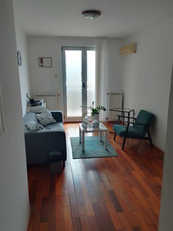 Slika 3 - Stan,NOVI SAD,BULEVAR,kv: 28.00, € 116400, ID: 1059530