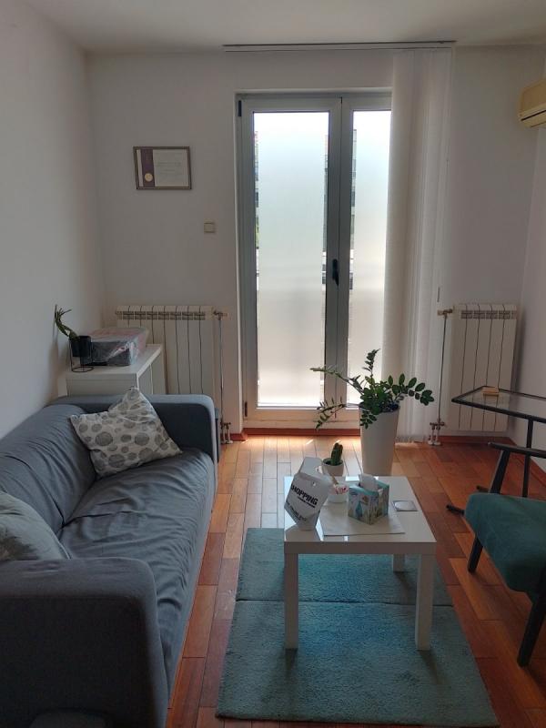 Slika 2 - Stan,NOVI SAD,BULEVAR,kv: 28.00, € 116400, ID: 1059530