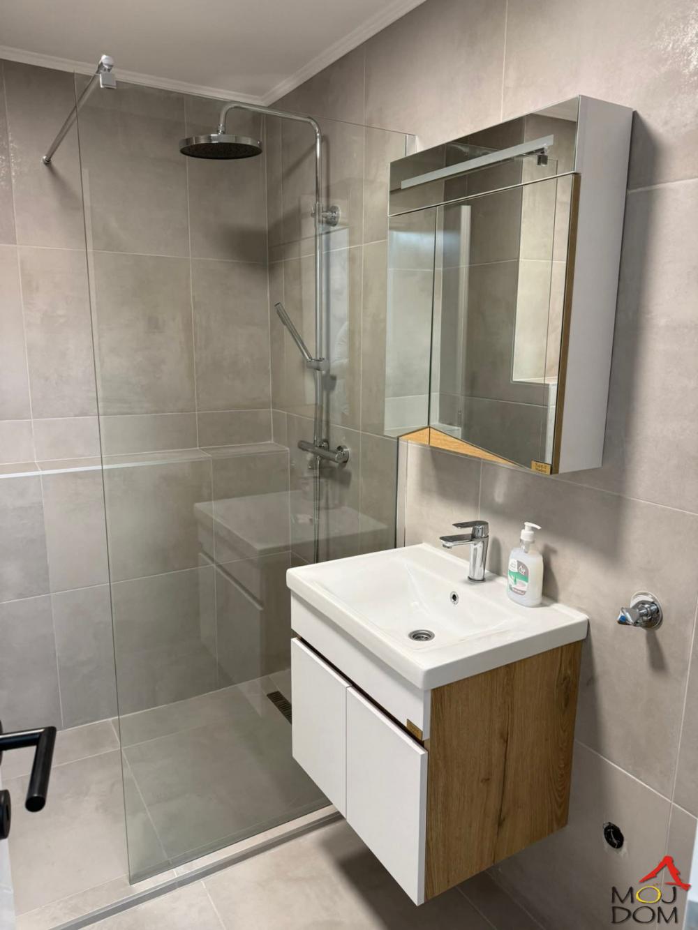 Slika 9 - Stan,NOVI SAD,AVIJACIJA,kv: 48, € 134930, ID: 1032362