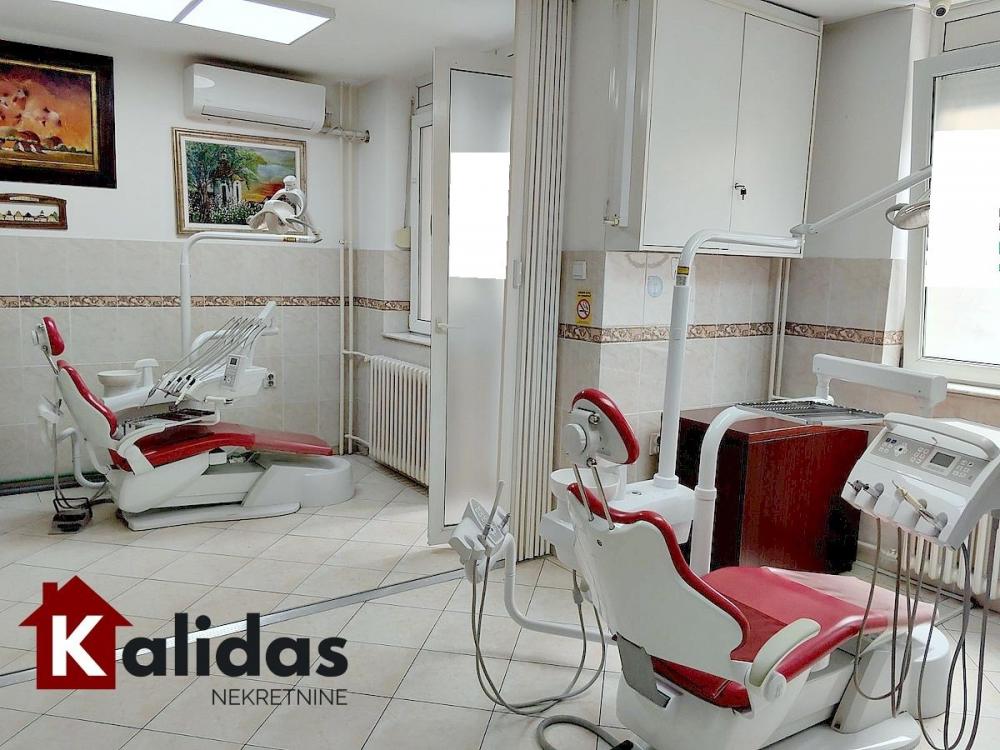 Slika 4 - Stan,NOVI SAD,CENTAR,kv: 37, € 123600, ID: 1008656