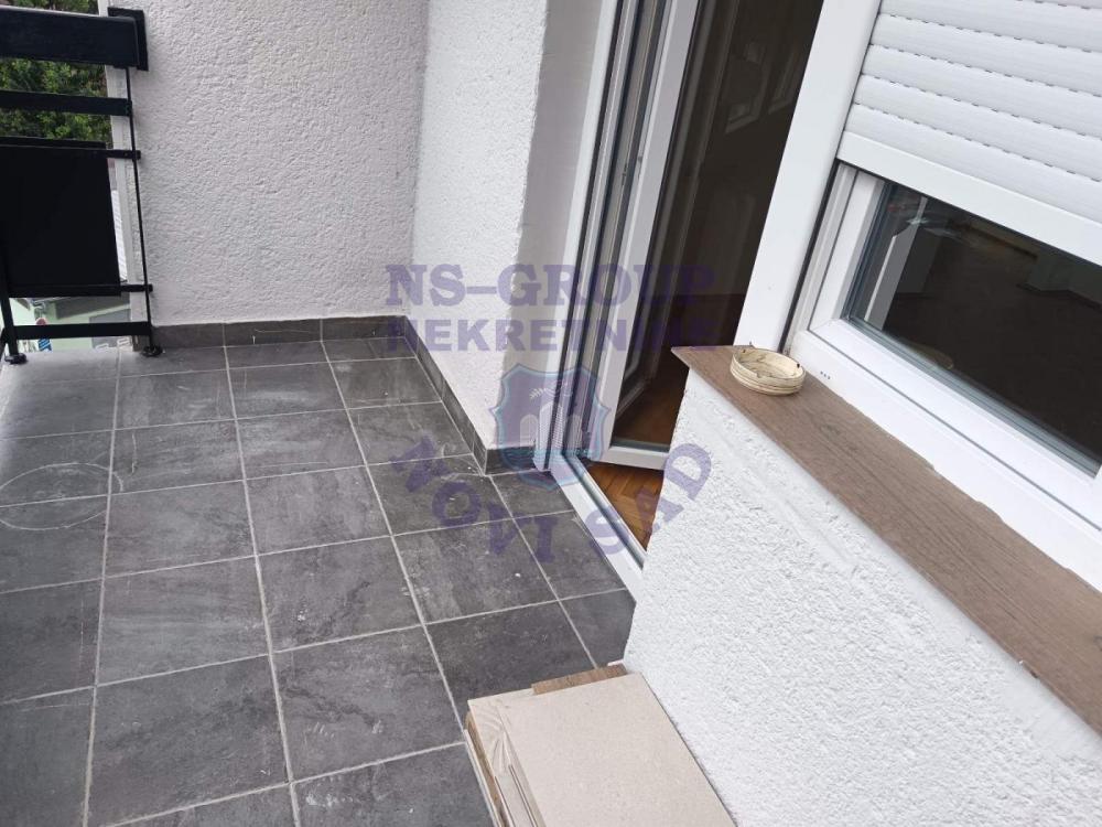Slika 10 - Dvoiposoban, 64m2, Liman 2 Novi Sad, sa terasom, ima lift