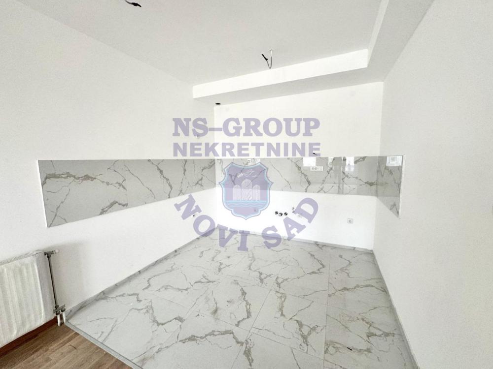 Slika 2 - Prodaja stana, 73m2, Bulevar Evrope Novi Sad, sa terasom, ima lift