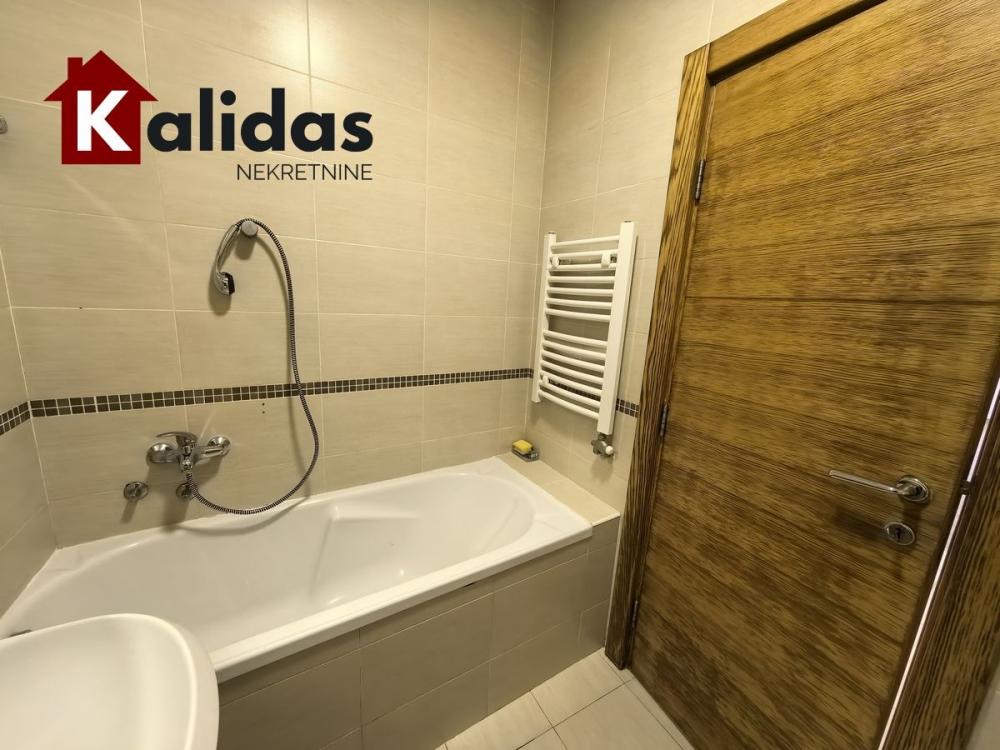 Slika 11 - Stan,NOVI SAD,GRBAVICA,kv: 28, € 98900, ID: 1008839