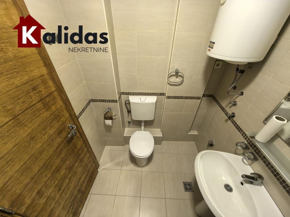 Slika 9 - Stan,NOVI SAD,GRBAVICA,kv: 28, € 98900, ID: 1008839