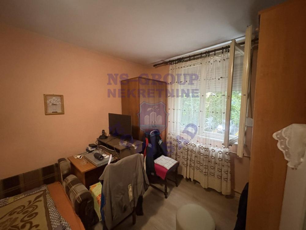 Slika 5 - Jednoiposoban, 32m2, Detelinara Novi Sad