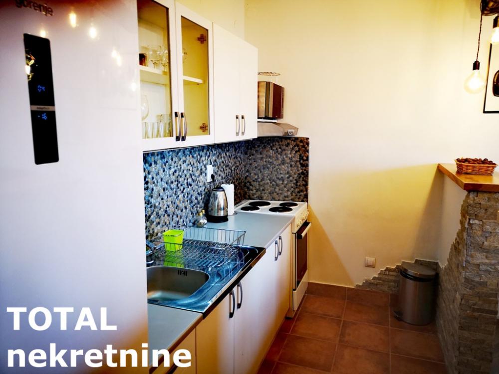 Slika 7 - Stan,NOVI SAD,BULEVAR EVROPE,kv: 90.00, € 185000, ID: 1102779