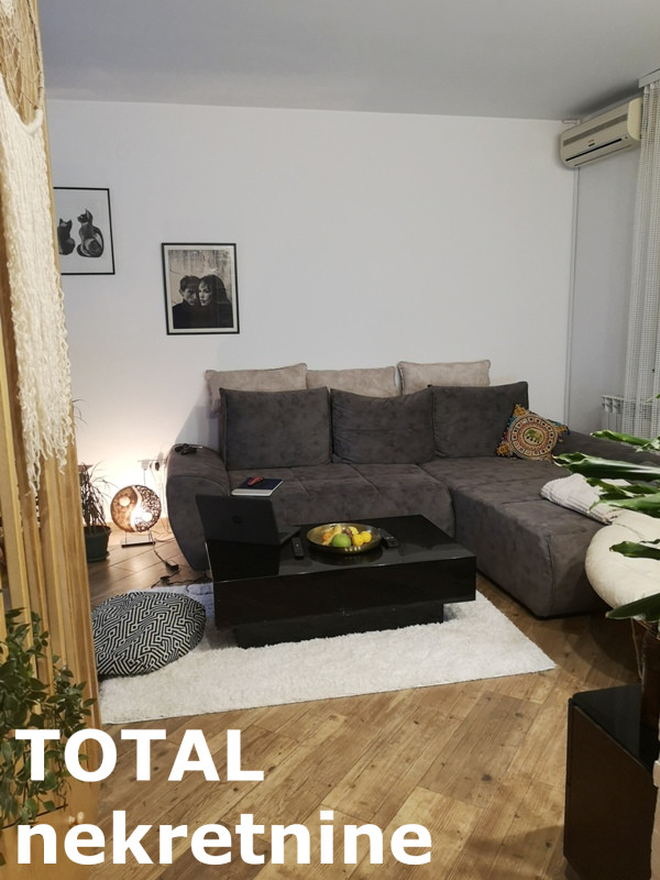 Slika 5 - Stan,NOVI SAD,BULEVAR EVROPE,kv: 90.00, € 185000, ID: 1102779