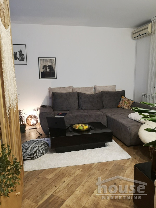 Slika 5 - Stan,NOVI SAD,BULEVAR EVROPE,kv: 90.00, € 185000, ID: 1065933