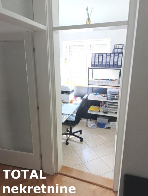 Slika 2 - Stan,NOVI SAD,CENTAR,kv: 73.00, € 292000, ID: 1102780