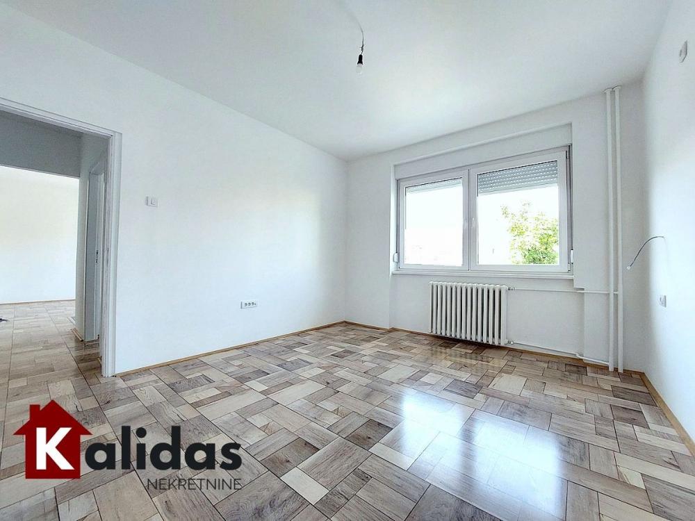 Slika 1 - Stan,NOVI SAD,GRBAVICA,kv: 52, € 180250, ID: 1008841