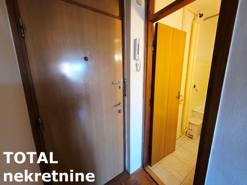 Slika 7 - Stan,NOVI SAD,LIMAN 2,kv: 26.00, € 95000, ID: 1102781