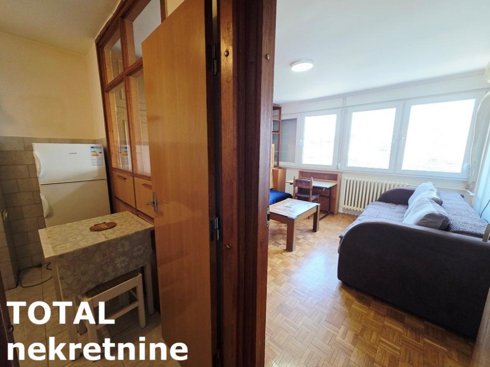 Slika 3 - Stan,NOVI SAD,LIMAN 2,kv: 26.00, € 95000, ID: 1102781