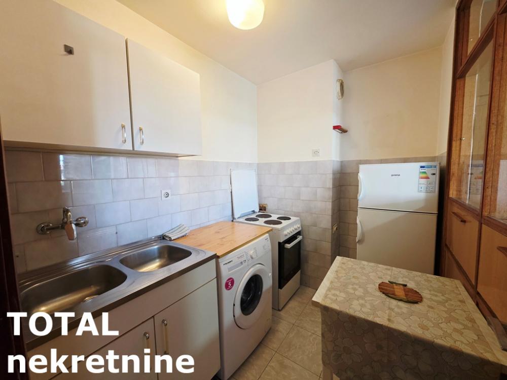 Slika 4 - Stan,NOVI SAD,LIMAN 2,kv: 26.00, € 95000, ID: 1102781