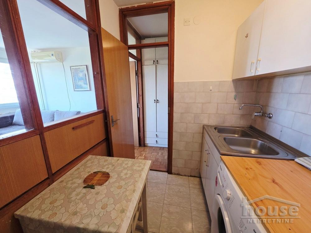 Slika 5 - Stan,NOVI SAD,LIMAN 2,kv: 26.00, € 95000, ID: 1065935