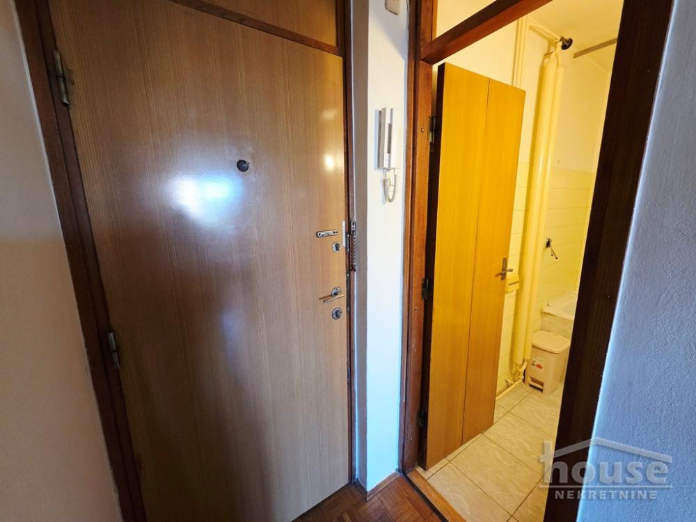 Slika 7 - Stan,NOVI SAD,LIMAN 2,kv: 26.00, € 95000, ID: 1065935
