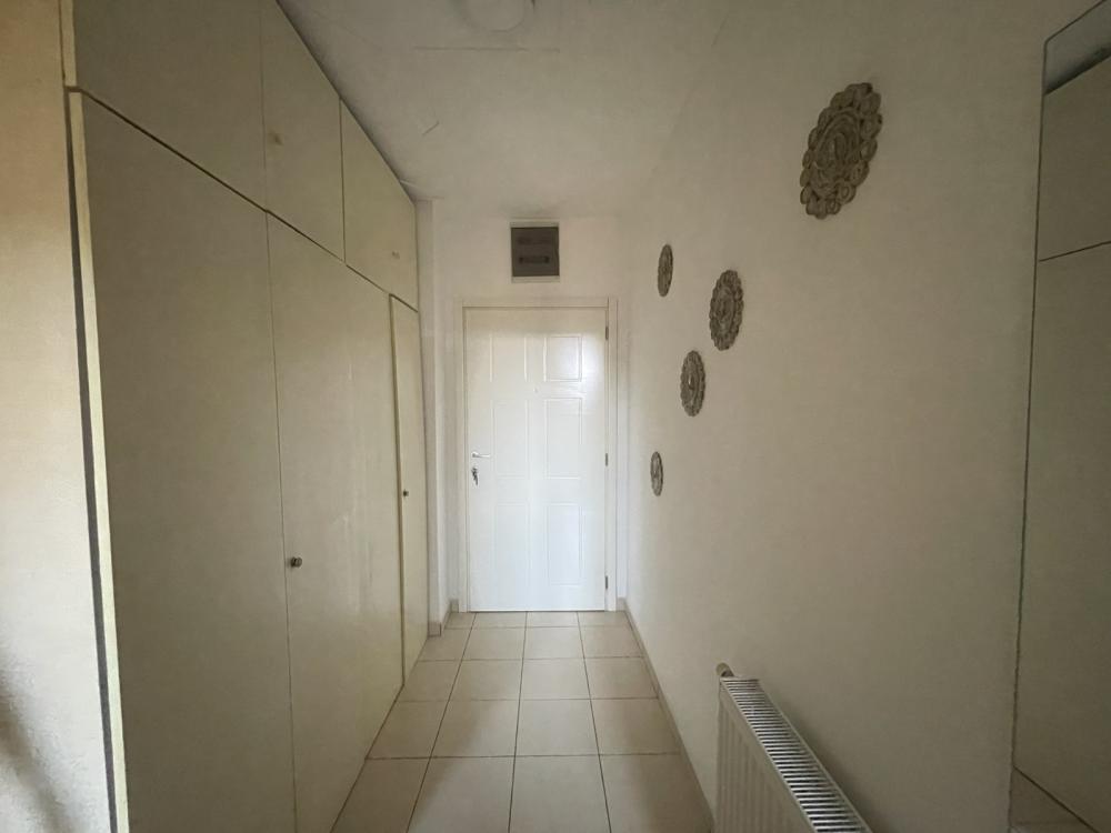 Slika 7 - Na prodaju stan na Novom Naselju