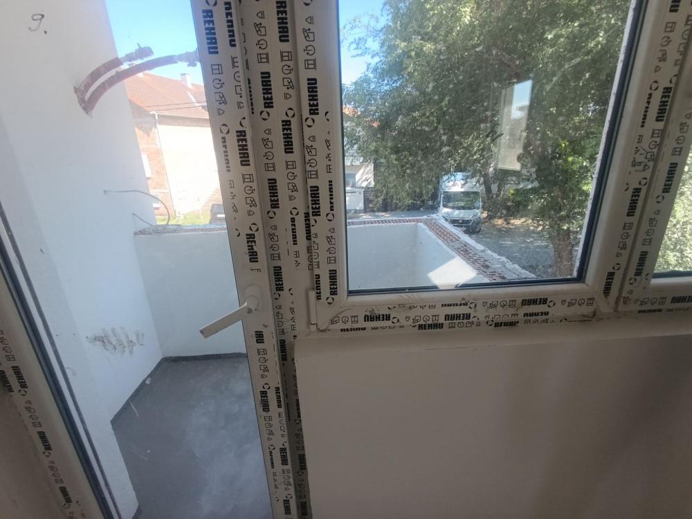 Slika 4 - ODLIČAN STAN -POČETAK ADICA ,MOŽE NA KREDIT,SA PARKING MESTOM U CENI  