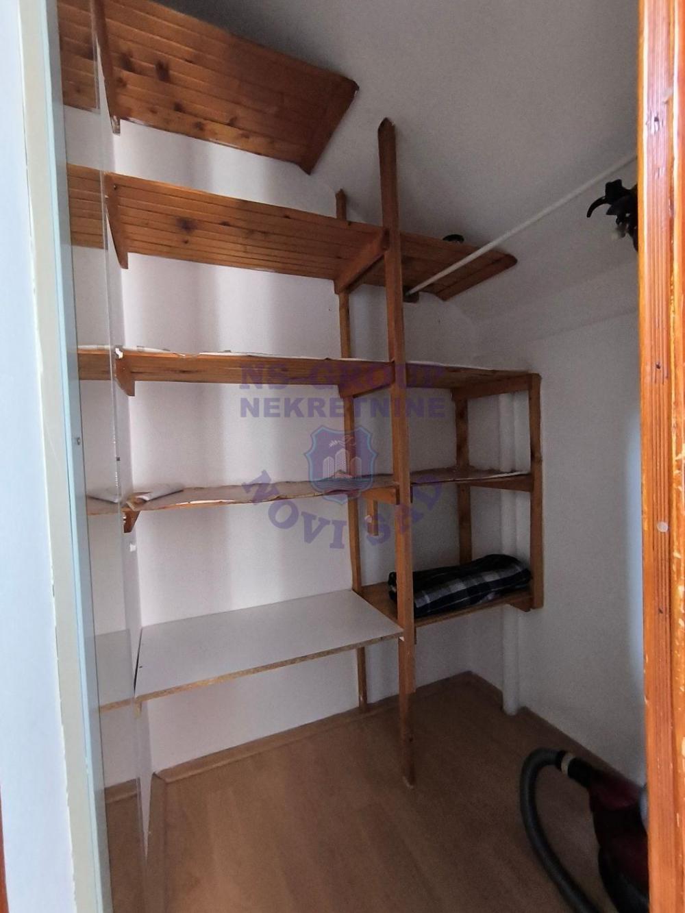 Slika 3 - Jednosoban, 33m2, Novo naselje Novi Sad