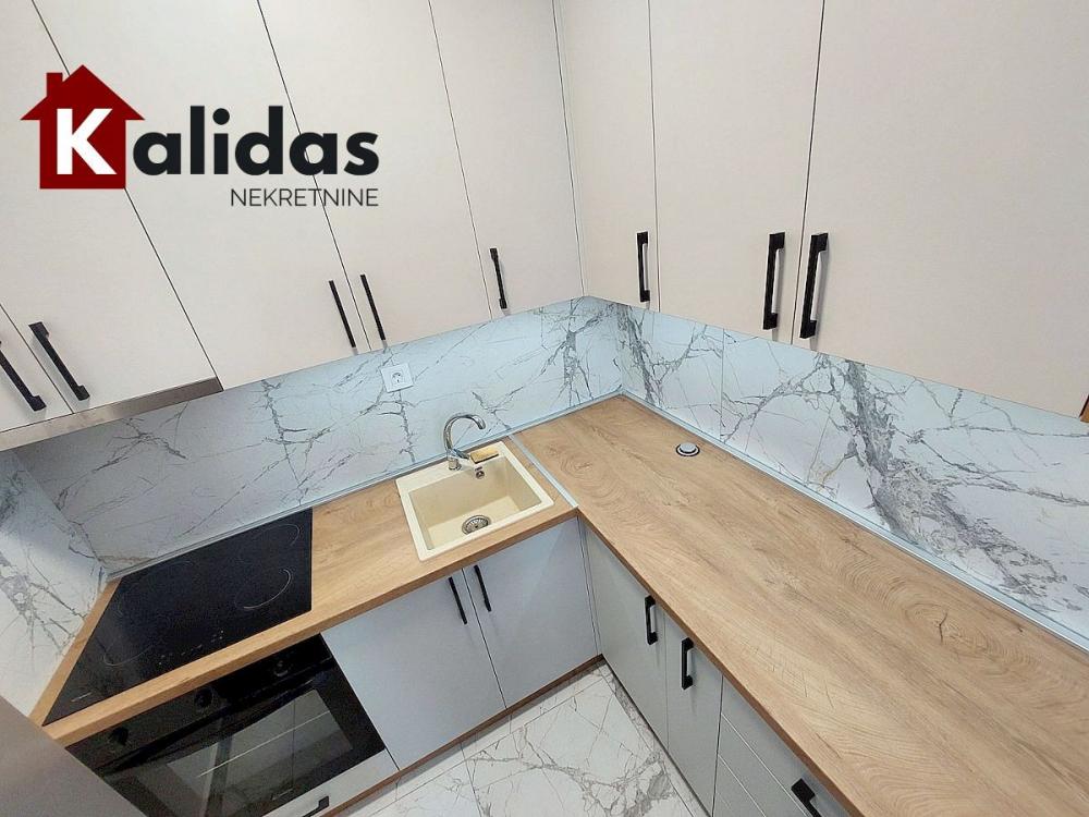 Slika 9 - Stan,NOVI SAD,AVIJACIJA,kv: 59, € 169950, ID: 1008836